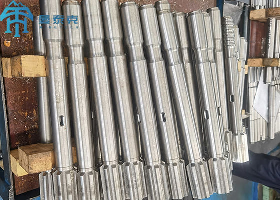 El POLI 1440 integró el adaptador rotatorio de la caña de la inyección que extraía la herramienta