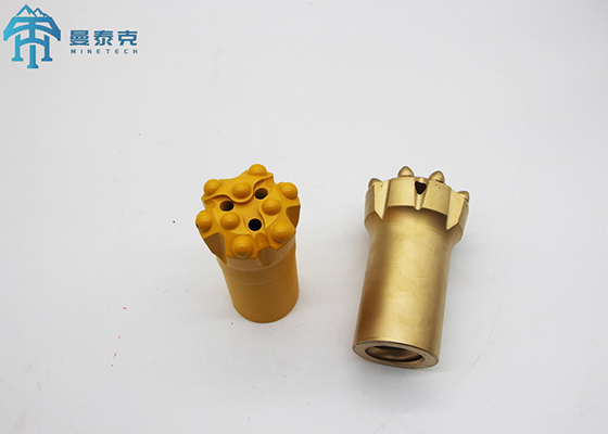 ISO 9001 de los pedazos de botón del carburo de tungsteno T38 de 64m m